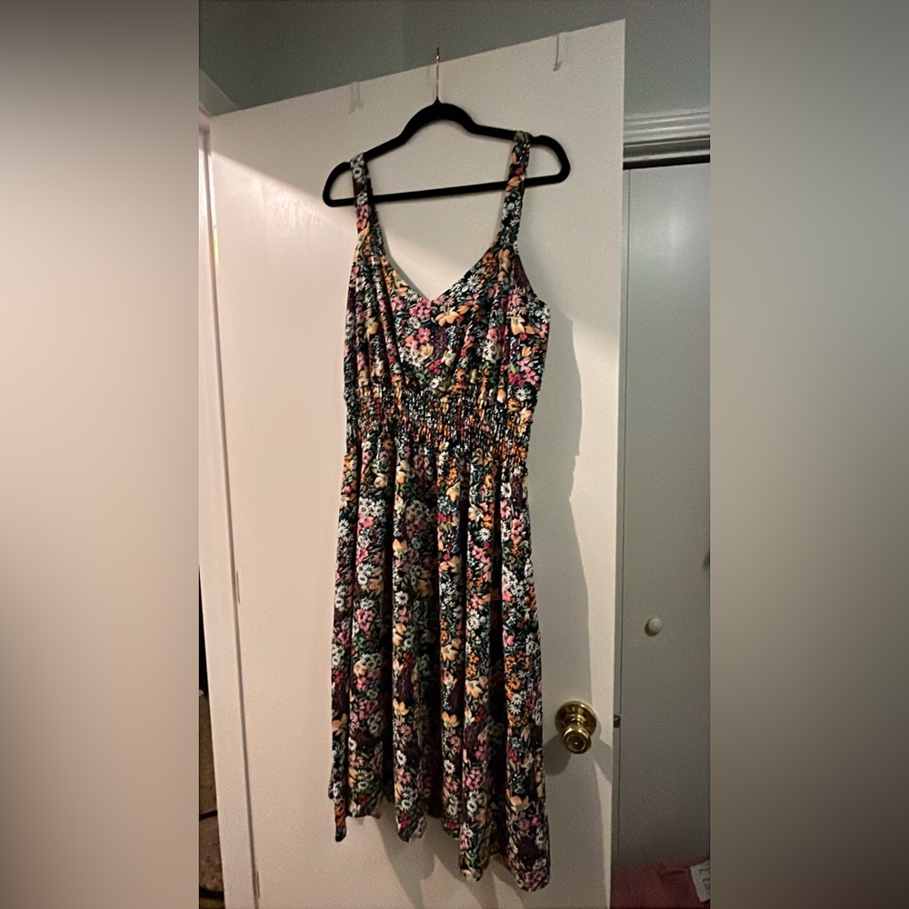 Michelle Mae Vibrant Floral Dress XL